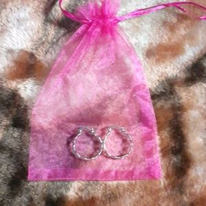 Brand New small hoop earrings